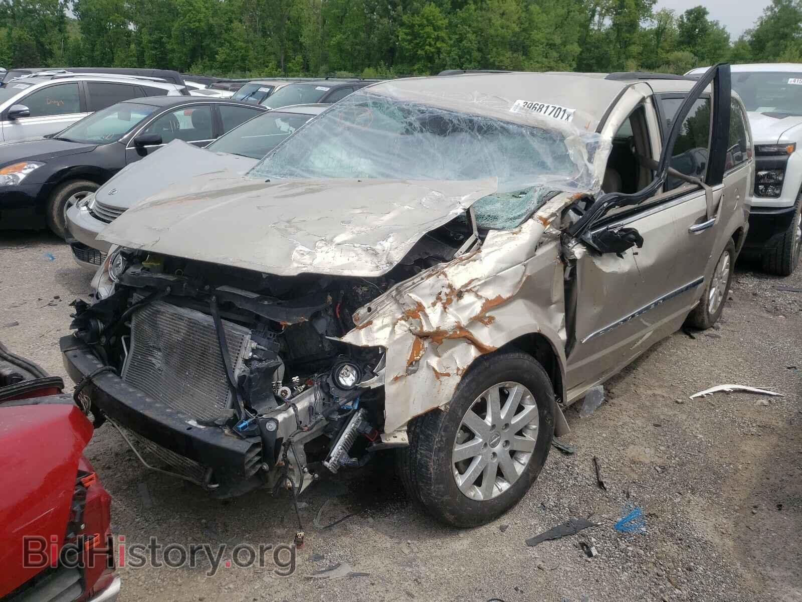 2012 CHRYSLER MINIVAN - VIN: 2C4RC1CG2CR269561 - Photo 2
