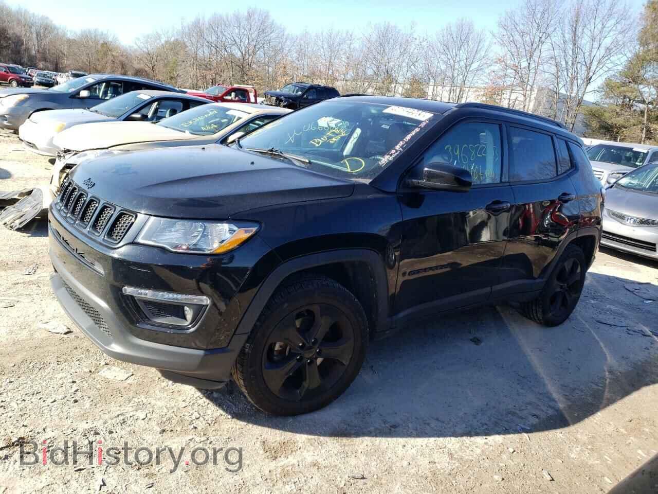 Фотография 3C4NJDBB2JT325813 - JEEP COMPASS 2018