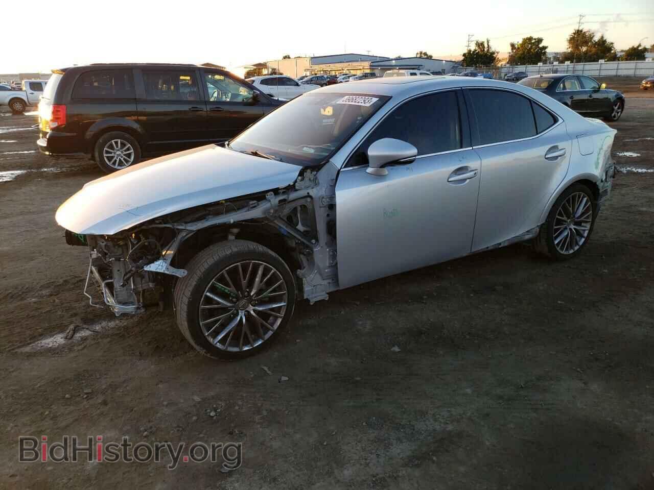 Photo JTHBF1D20F5081908 - LEXUS IS 2015