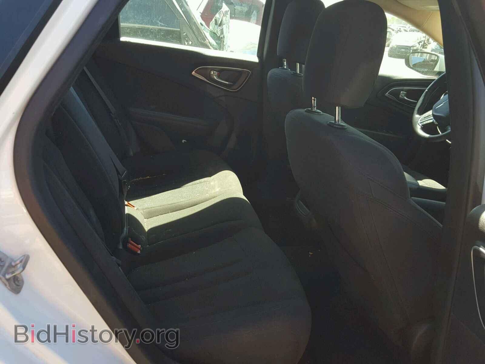 2015 CHRYSLER 200 - VIN: 1C3CCCAB9FN638057 - Photo 6