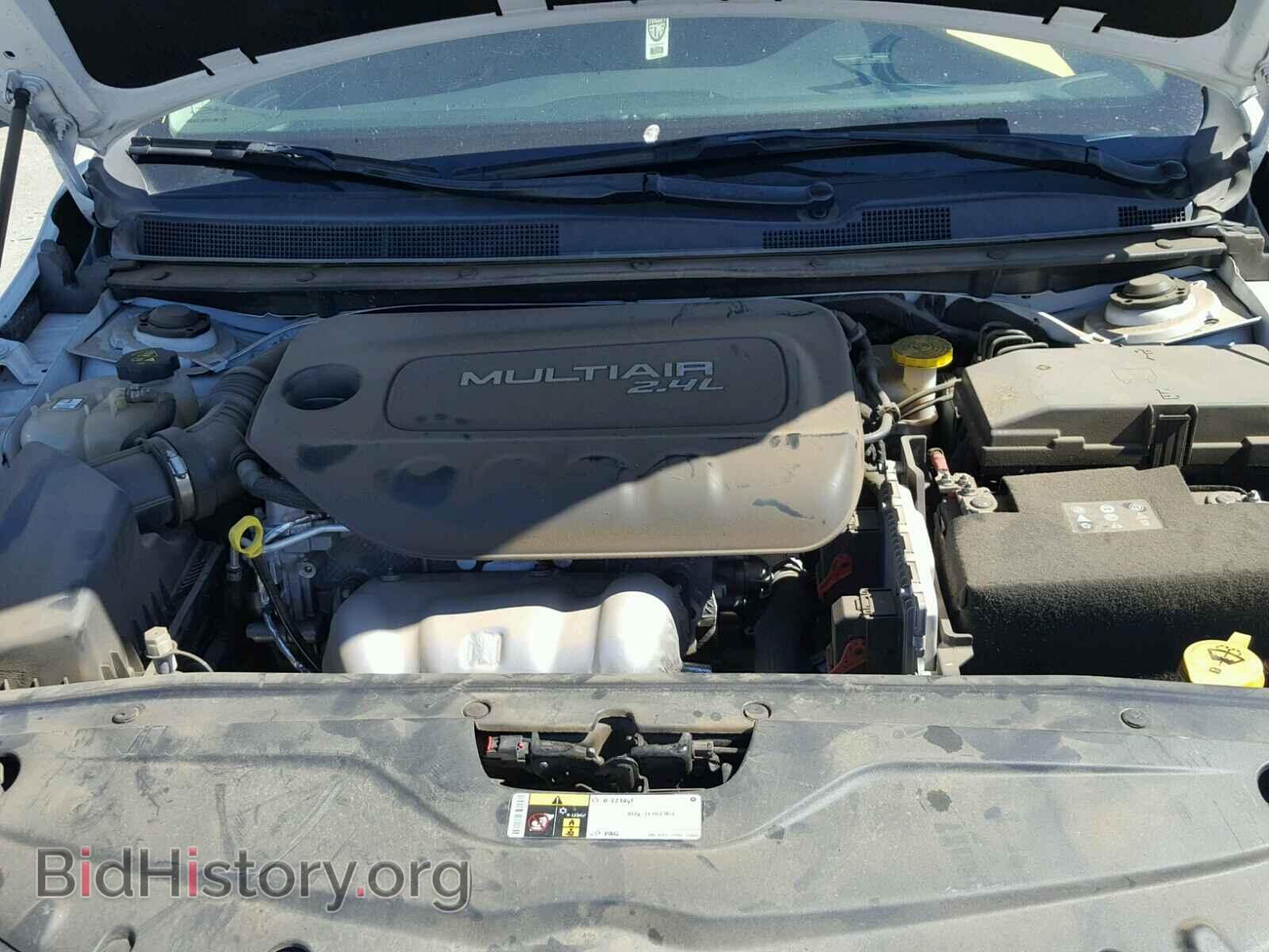2015 CHRYSLER 200 - VIN: 1C3CCCAB9FN638057 - Photo 7