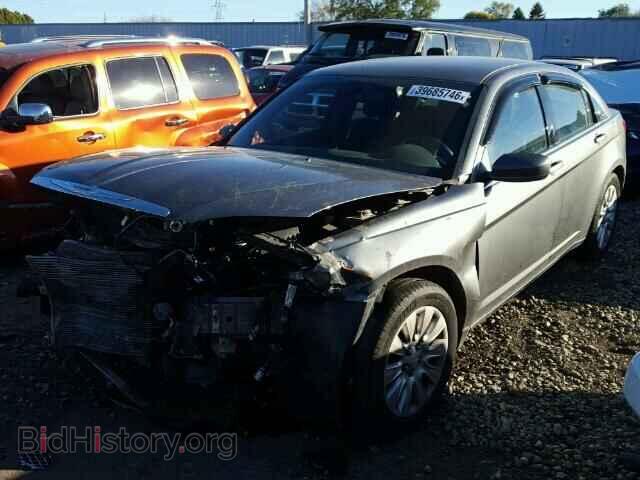 2013 CHRYSLER 200 - VIN: 1C3CCBAG0DN728409 - Photo 2