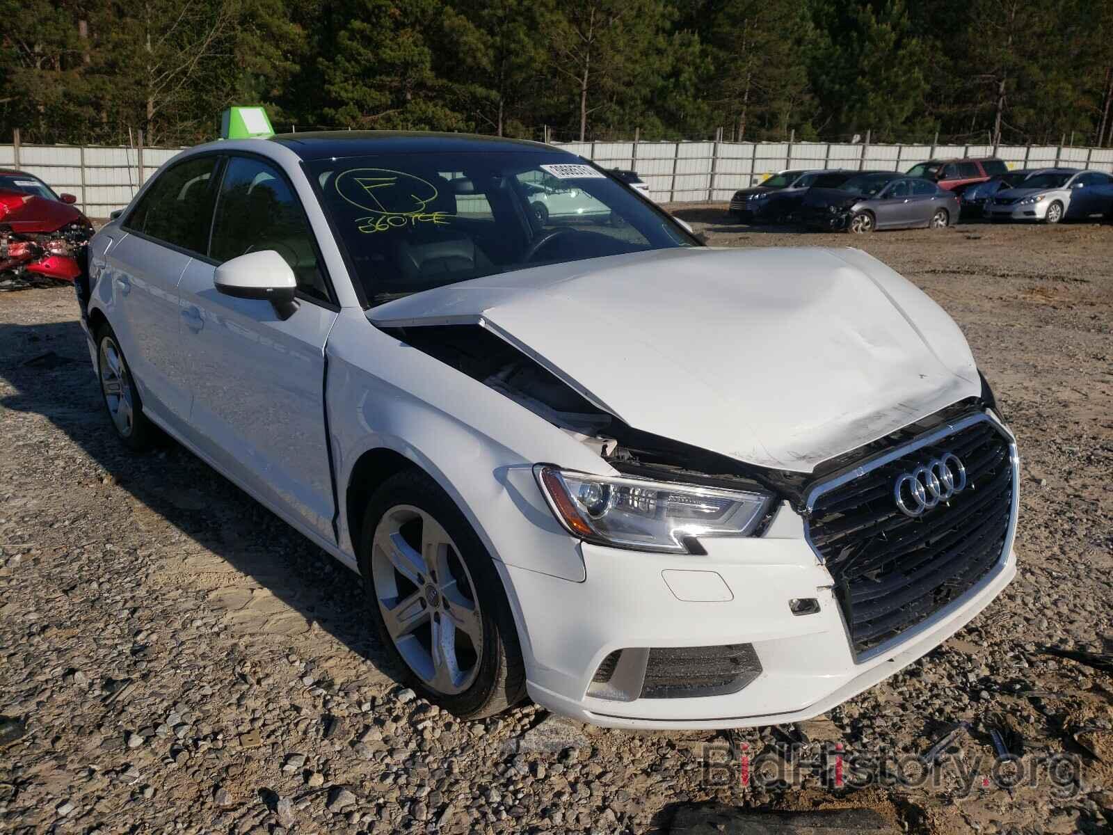 Photo WAUAUGFF6H1053558 - AUDI A3 2017