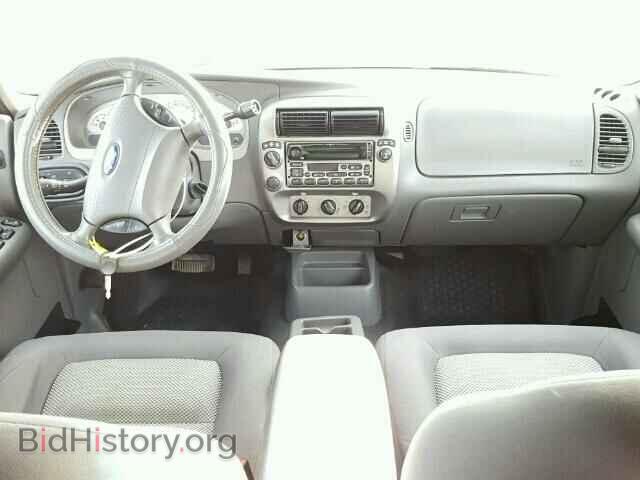 2005 FORD EXPLORER - VIN: 1FMZU77K45UB62351 - Photo 9