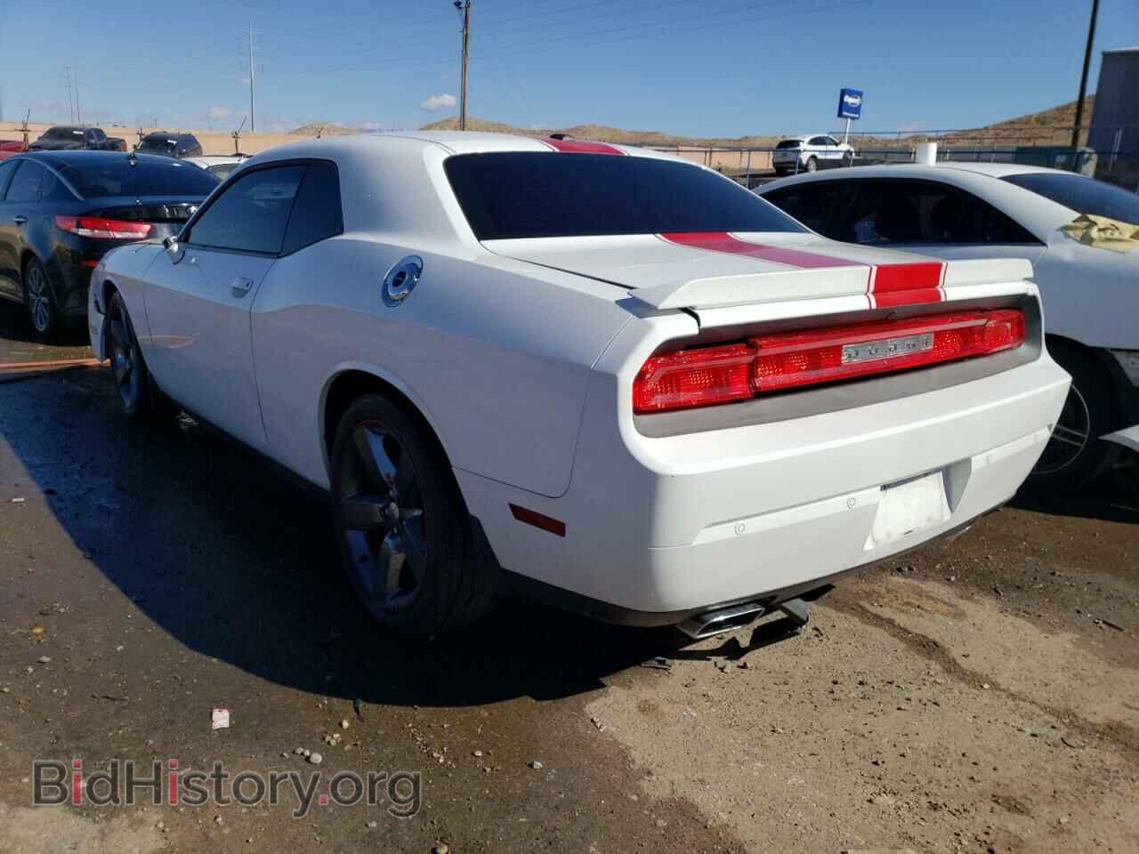 2014 DODGE CHALLENGER - VIN: 2C3CDYAG9EH106935 - Фото 2