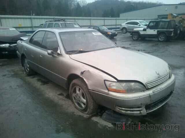 Photo JT8BF12G5T0130592 - LEXUS ES300 1996