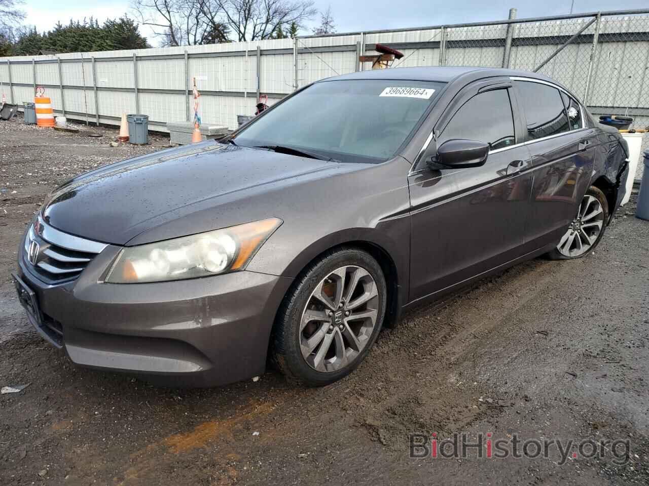 Photo 1HGCP2F34BA143683 - HONDA ACCORD 2011