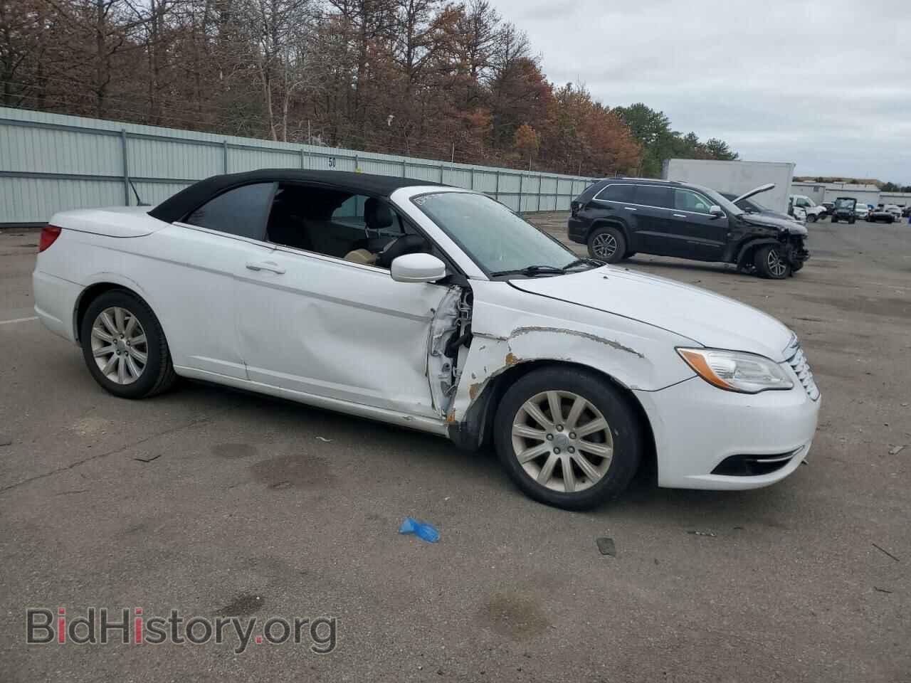 2013 CHRYSLER 200 - VIN: 1C3BCBEB2DN526651 - Фото 4