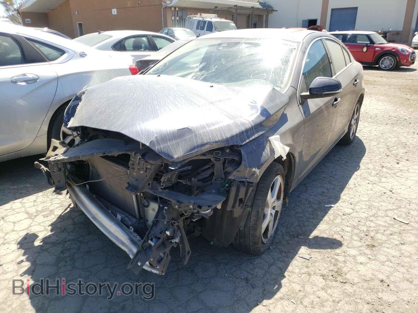 2013 VOLVO S60 - VIN: YV1612FS2D2185992 - Фото 2