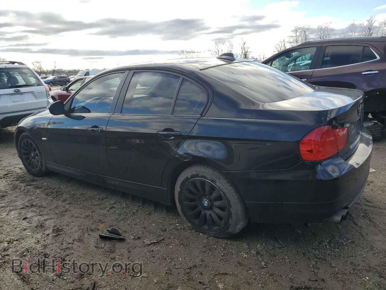 2009 BMW 3 SERIES - VIN: WBAPH73509A172296 - Фото 2