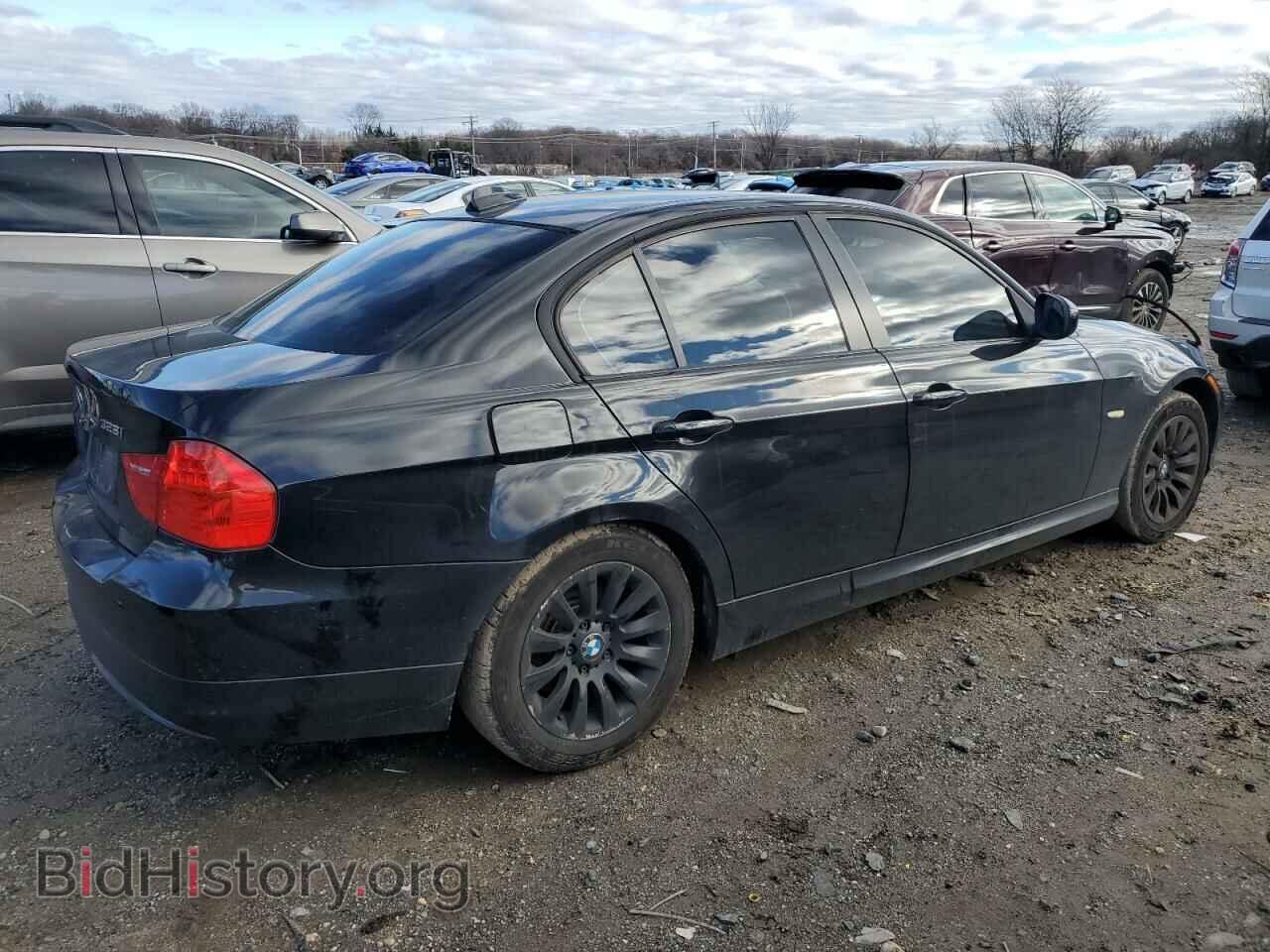 2009 BMW 3 SERIES - VIN: WBAPH73509A172296 - Фото 3