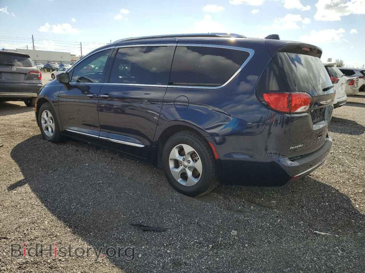 2017 CHRYSLER PACIFICA - VIN: 2C4RC1EG7HR519798 - Photo 2