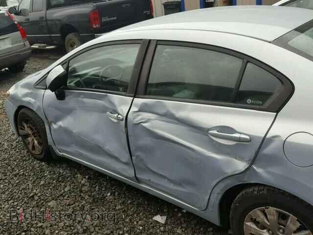 2012 HONDA CIVIC - VIN: 2HGFB2F57CH593084 - Фото 9
