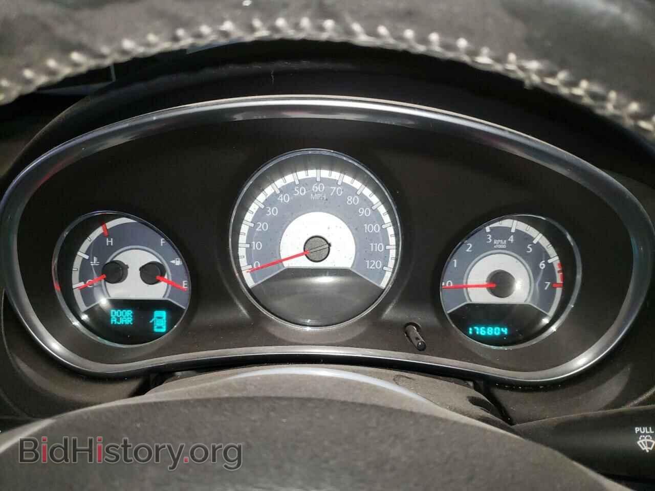 2011 CHRYSLER 200 - VIN: 1C3BC2FG4BN618237 - Фото 9