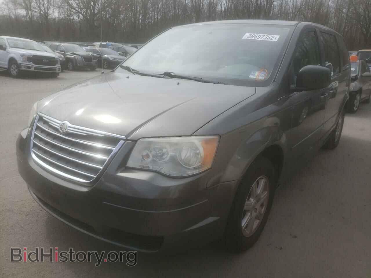 2010 CHRYSLER MINIVAN - VIN: 2A4RR2D10AR422735 - Фото 2
