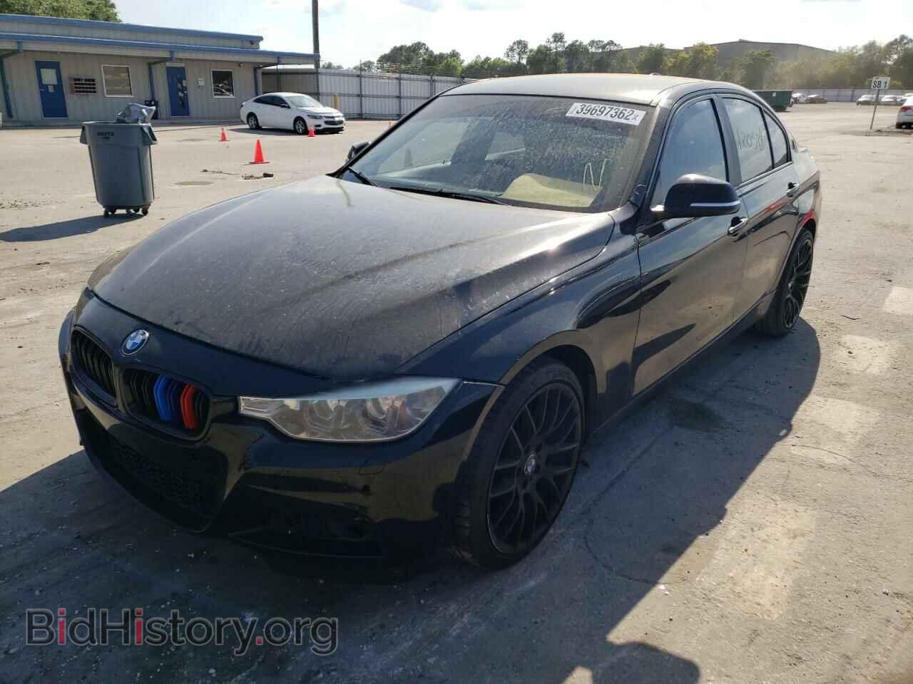 2013 BMW 3 SERIES - VIN: WBA3A5C58DF354671 - Фото 2