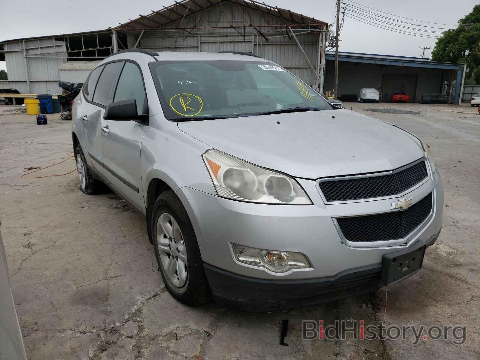 Фотография 1GNKRFED5CJ169739 - CHEVROLET TRAVERSE 2012