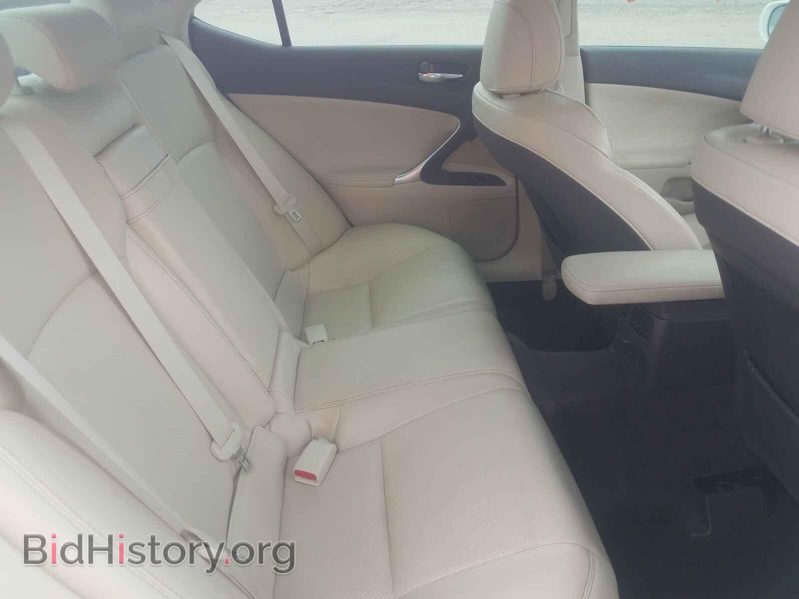 2011 LEXUS IS - VIN: JTHBF5C25B5143371 - Photo 6
