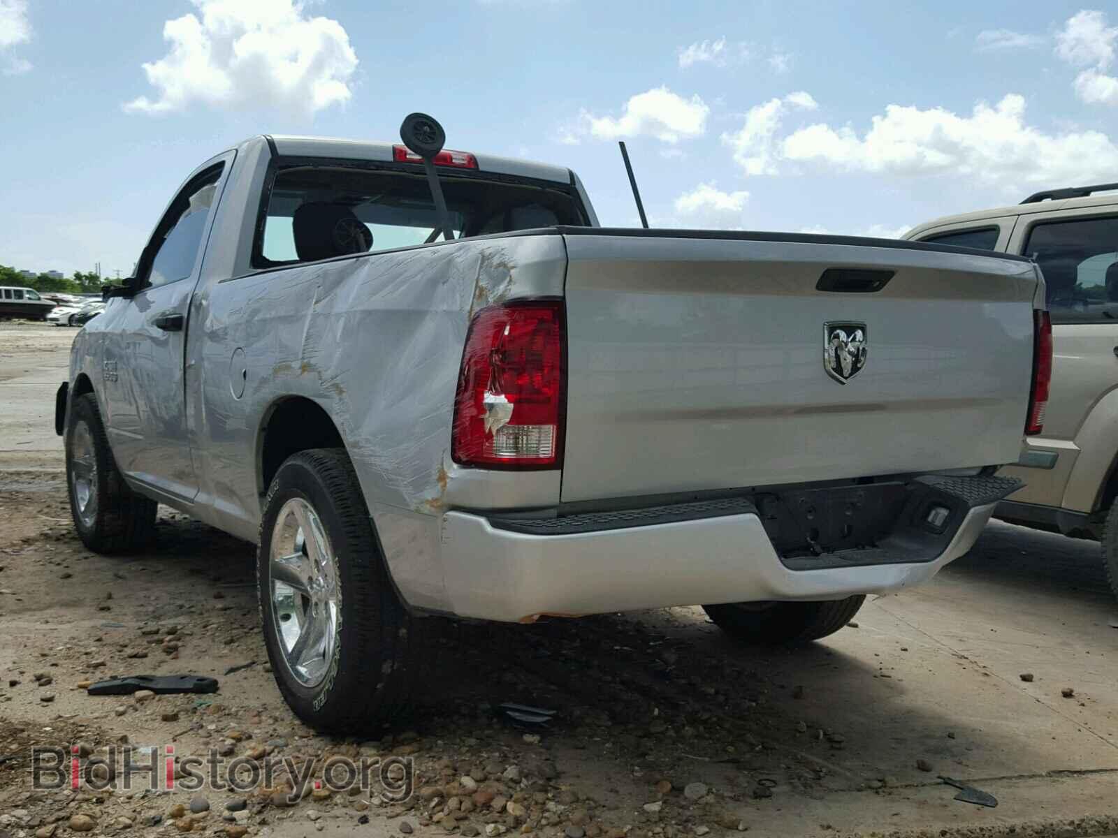 2017 RAM 1500 ST - VIN: 3C6JR6AG3HG721565 - Фото 3