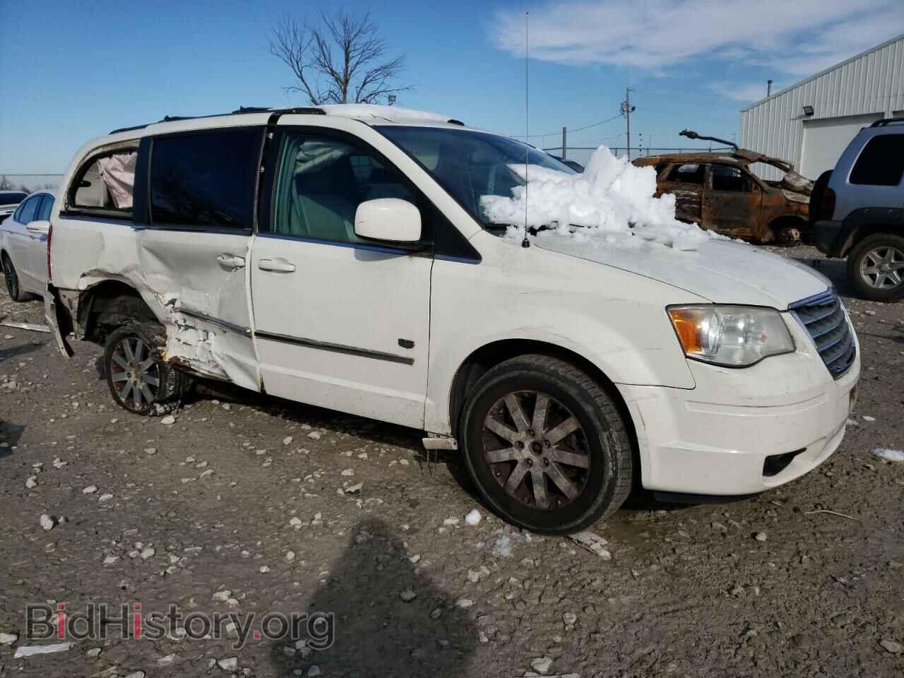2009 CHRYSLER MINIVAN - VIN: 2A8HR54189R640719 - Фото 4
