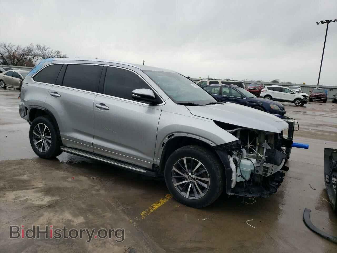 2018 TOYOTA HIGHLANDER - VIN: 5TDKZRFH8JS548522 - Фото 4