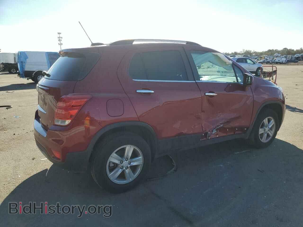 2019 CHEVROLET TRAX - VIN: 3GNCJPSB3KL320640 - Фото 3