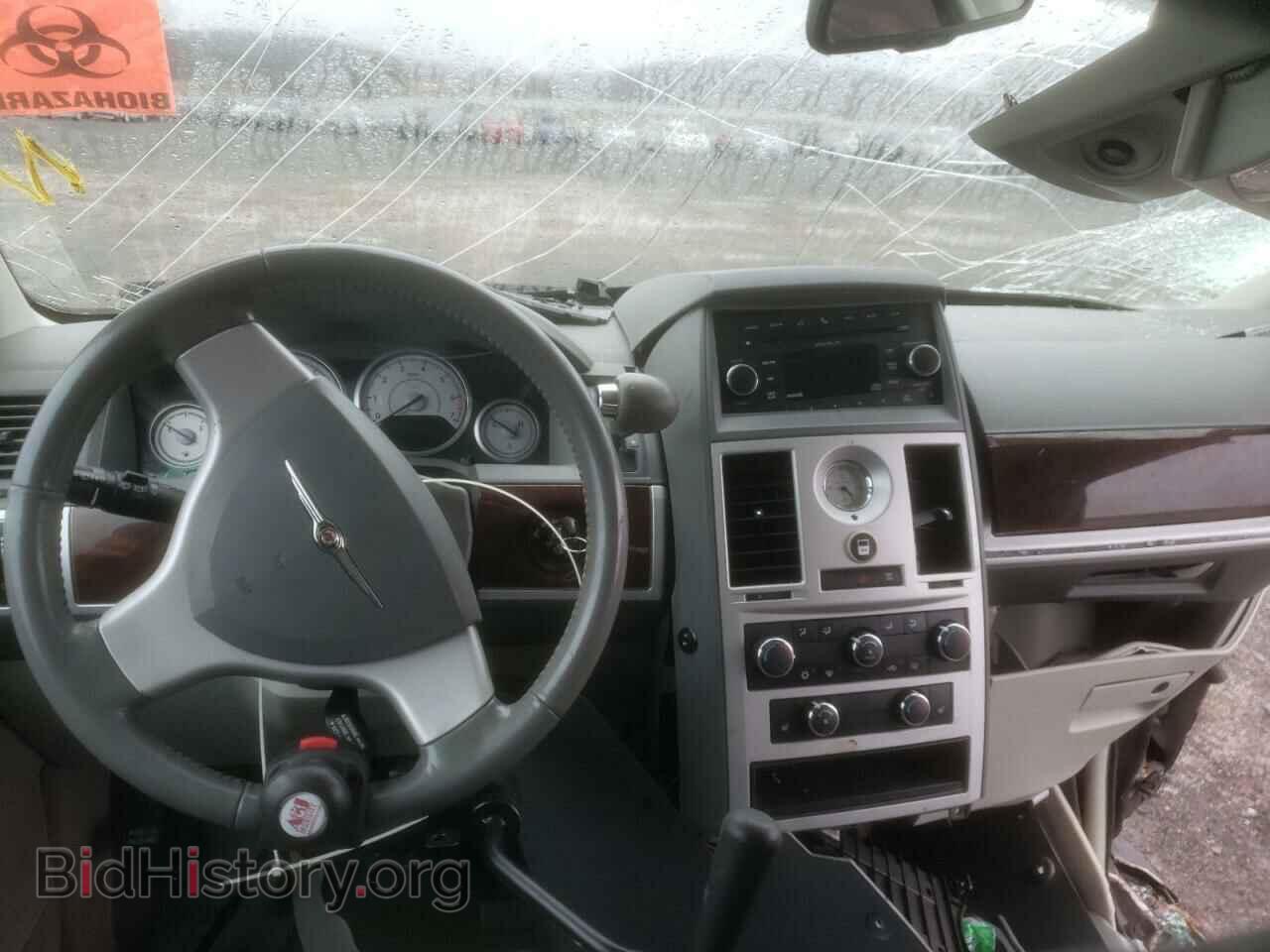 2010 CHRYSLER MINIVAN - VIN: 2A4RR5D16AR300575 - Фото 9