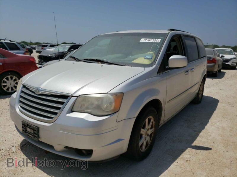 2010 Chrysler MINIVAN (VIN 2A4RR5D17AR346335) — photo 2 of 10
