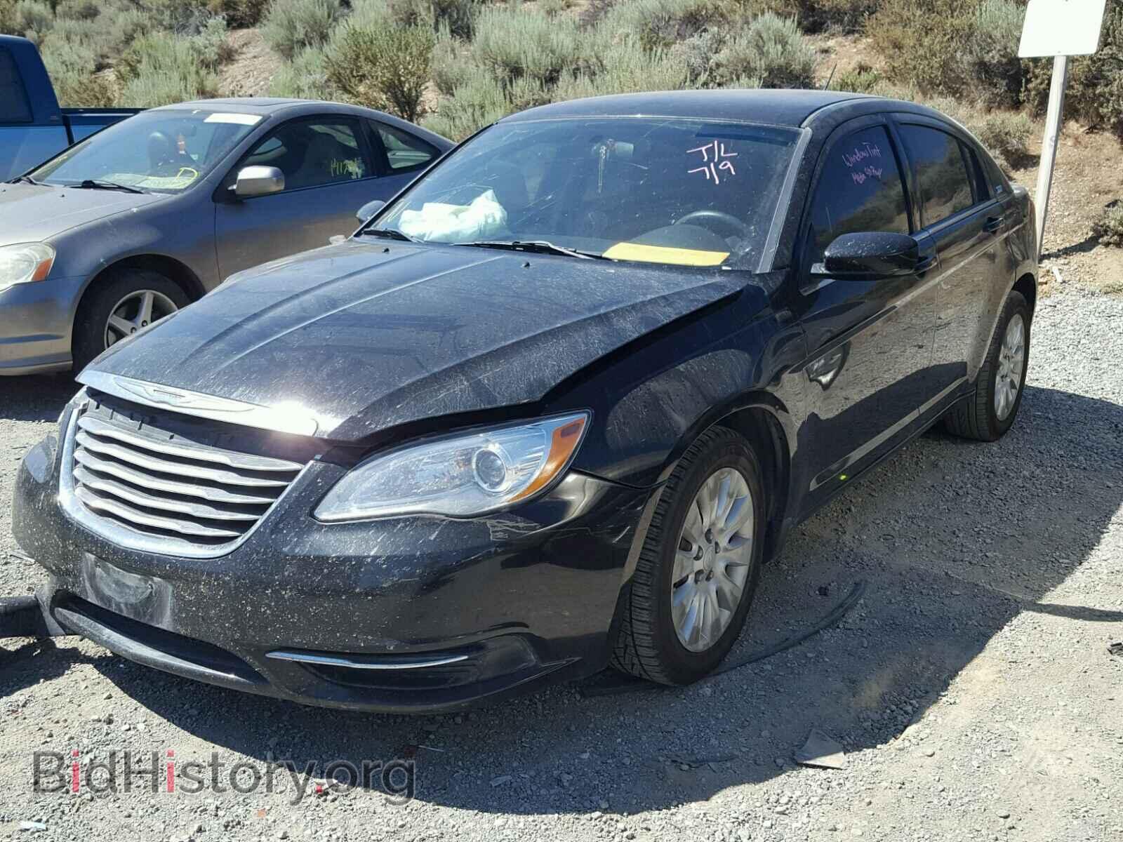 2012 CHRYSLER 200 - VIN: 1C3CCBAB8CN281962 - Фото 2