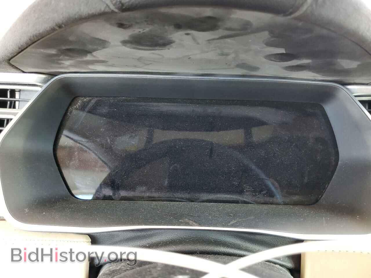 2015 TESLA MODEL S - VIN: 5YJSA1H17FF092629 - Фото 9