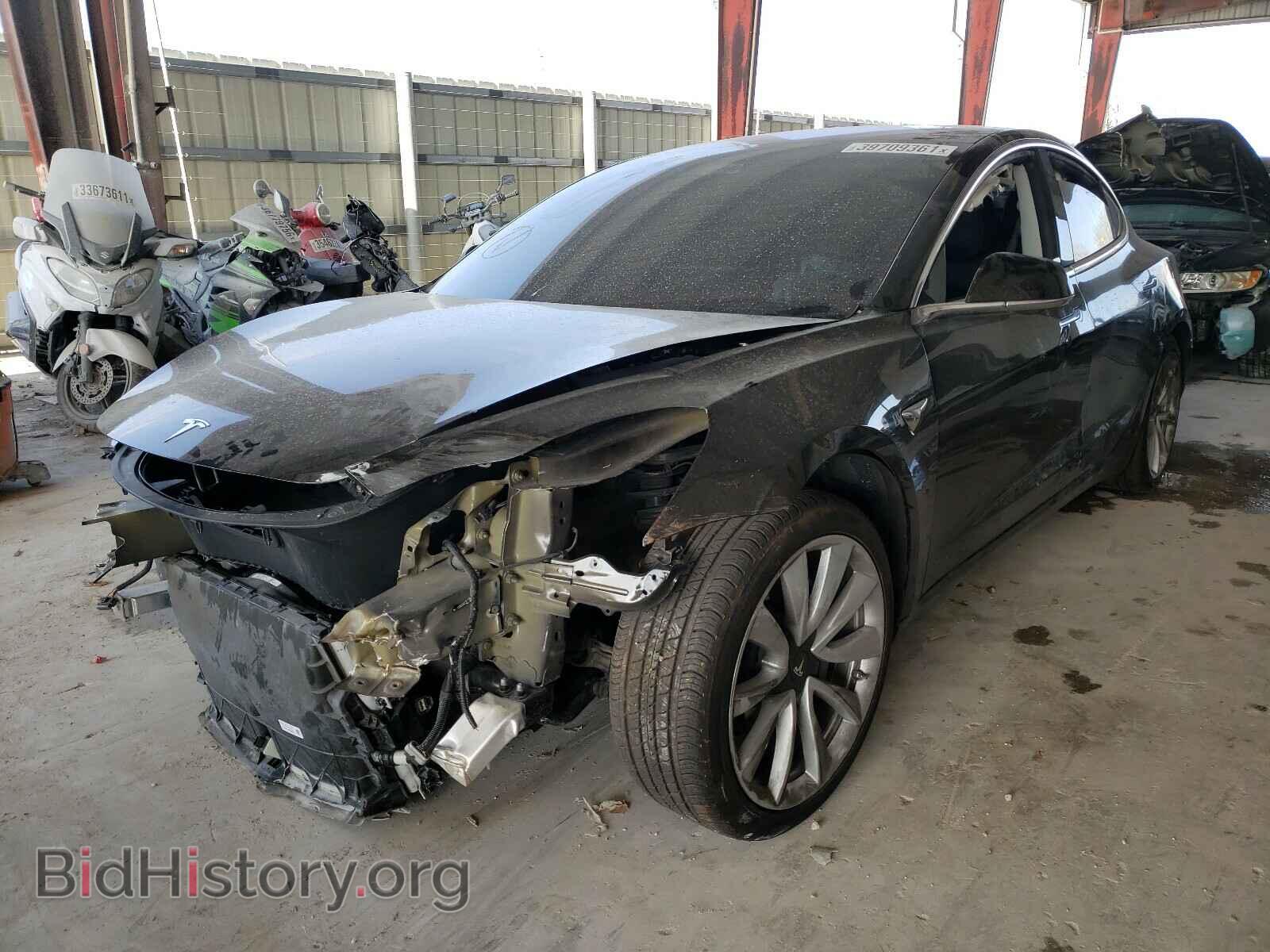 2018 TESLA MODEL 3 - VIN: 5YJ3E1EA8JF005861 - Фото 2
