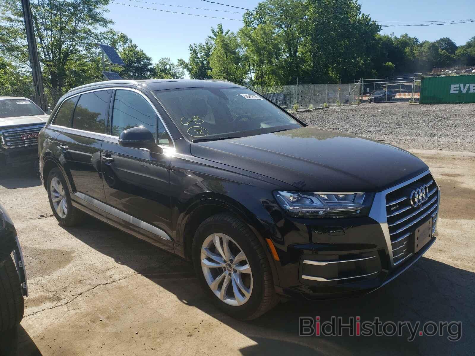 Photo WA1LHAF72KD038089 - AUDI Q7 2019