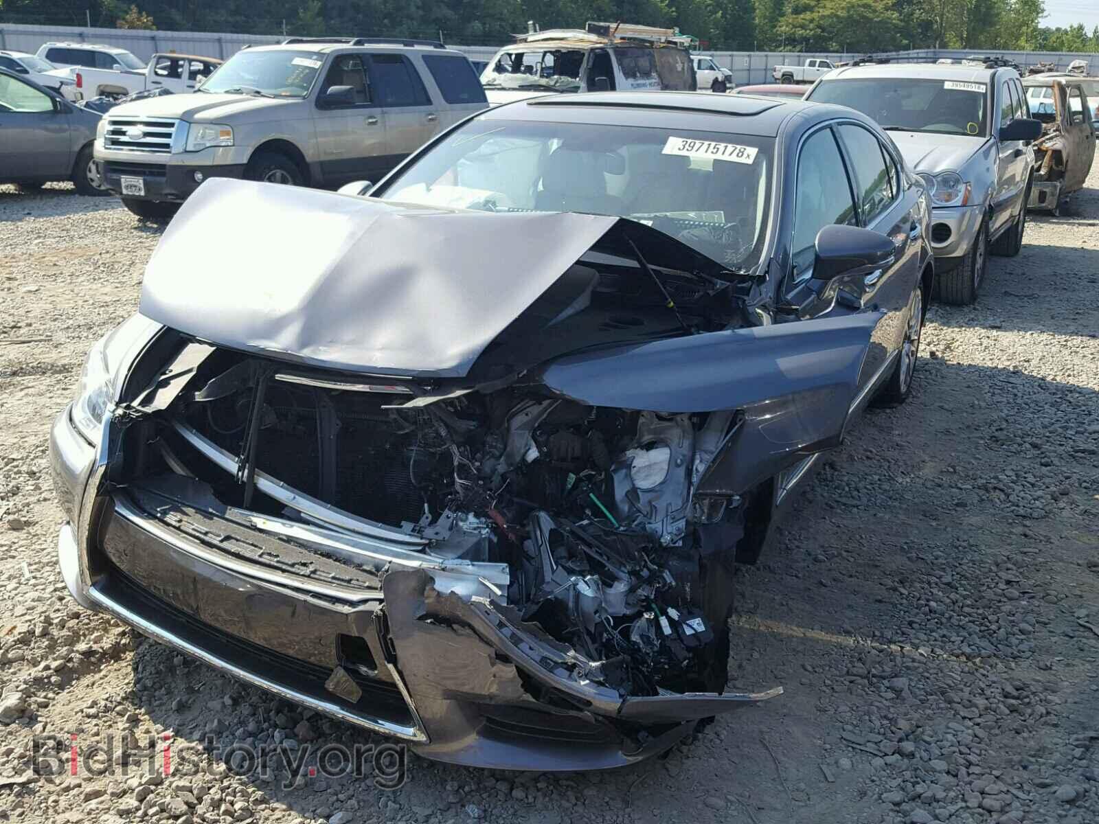 2016 LEXUS LS460 - VIN: JTHBL5EF5G5139949 - Фото 2
