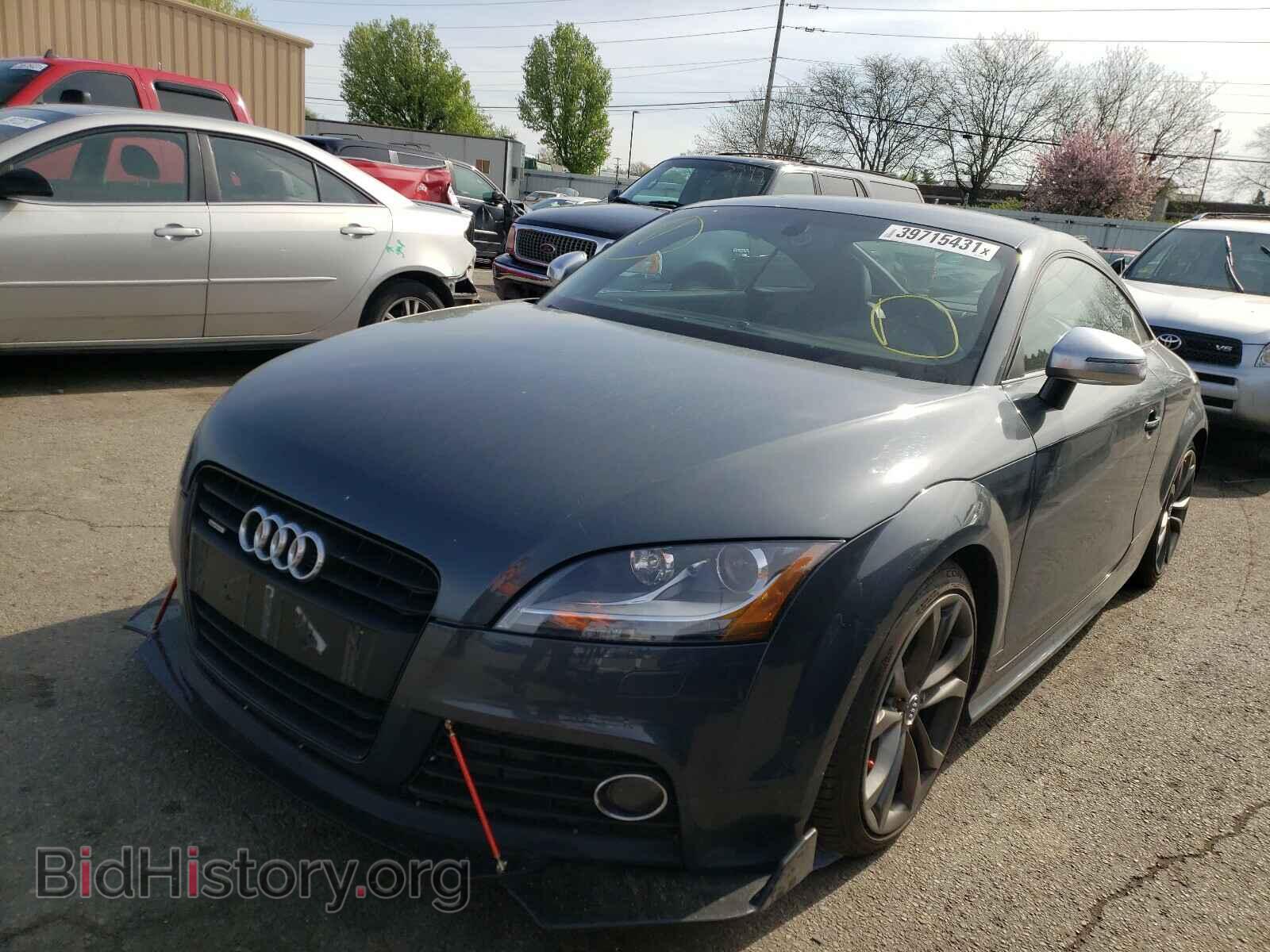 2009 AUDI TTS - VIN: TRUUF38J891014756 - Фото 2