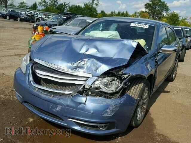 2011 CHRYSLER 200 - VIN: 1C3BC2FB7BN569426 - Фото 2
