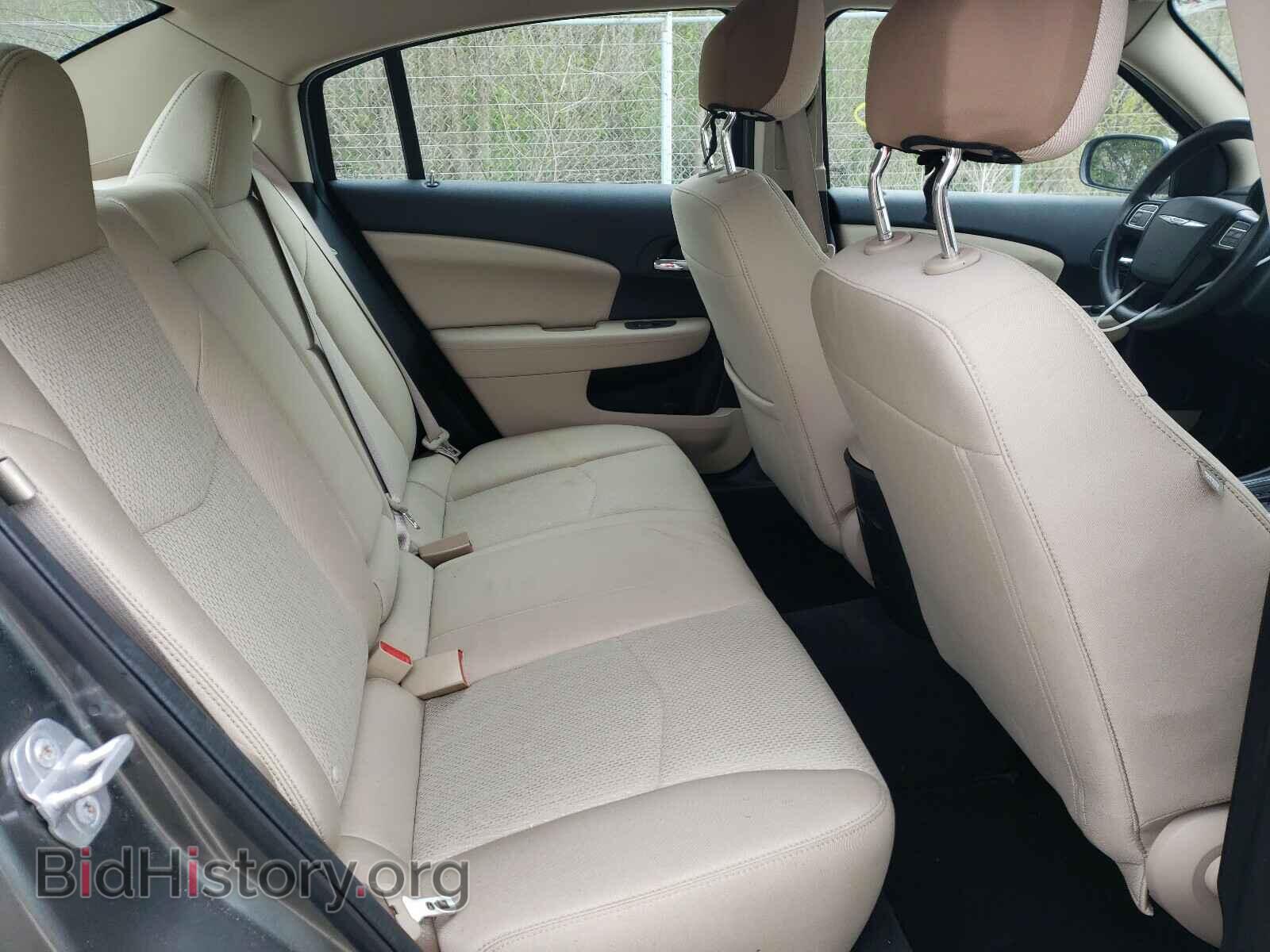 2012 CHRYSLER 200 - VIN: 1C3CCBAB8CN179691 - Фото 6