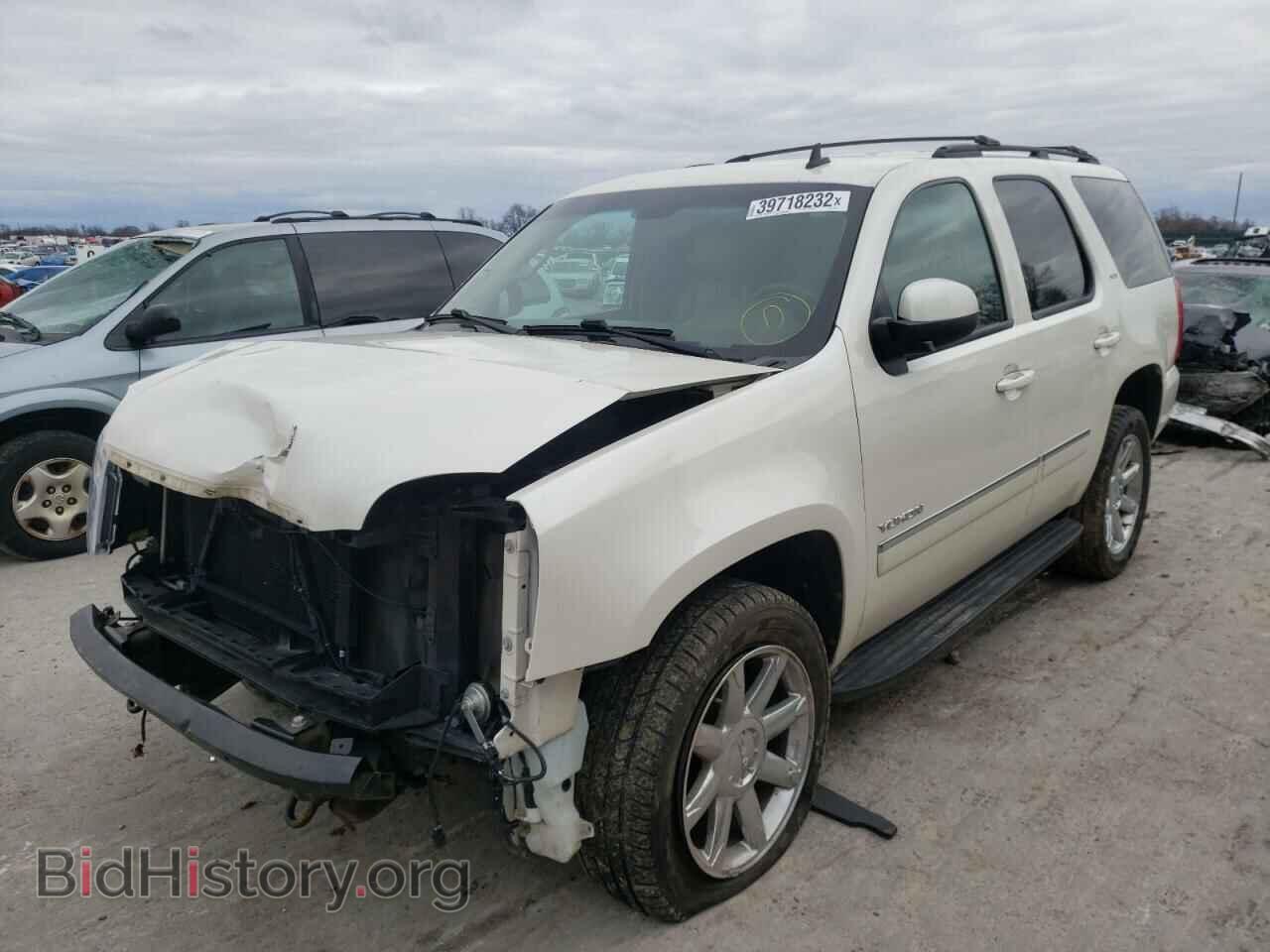 2012 GMC YUKON - VIN: 1GKS2CE05CR160795 - Фото 2