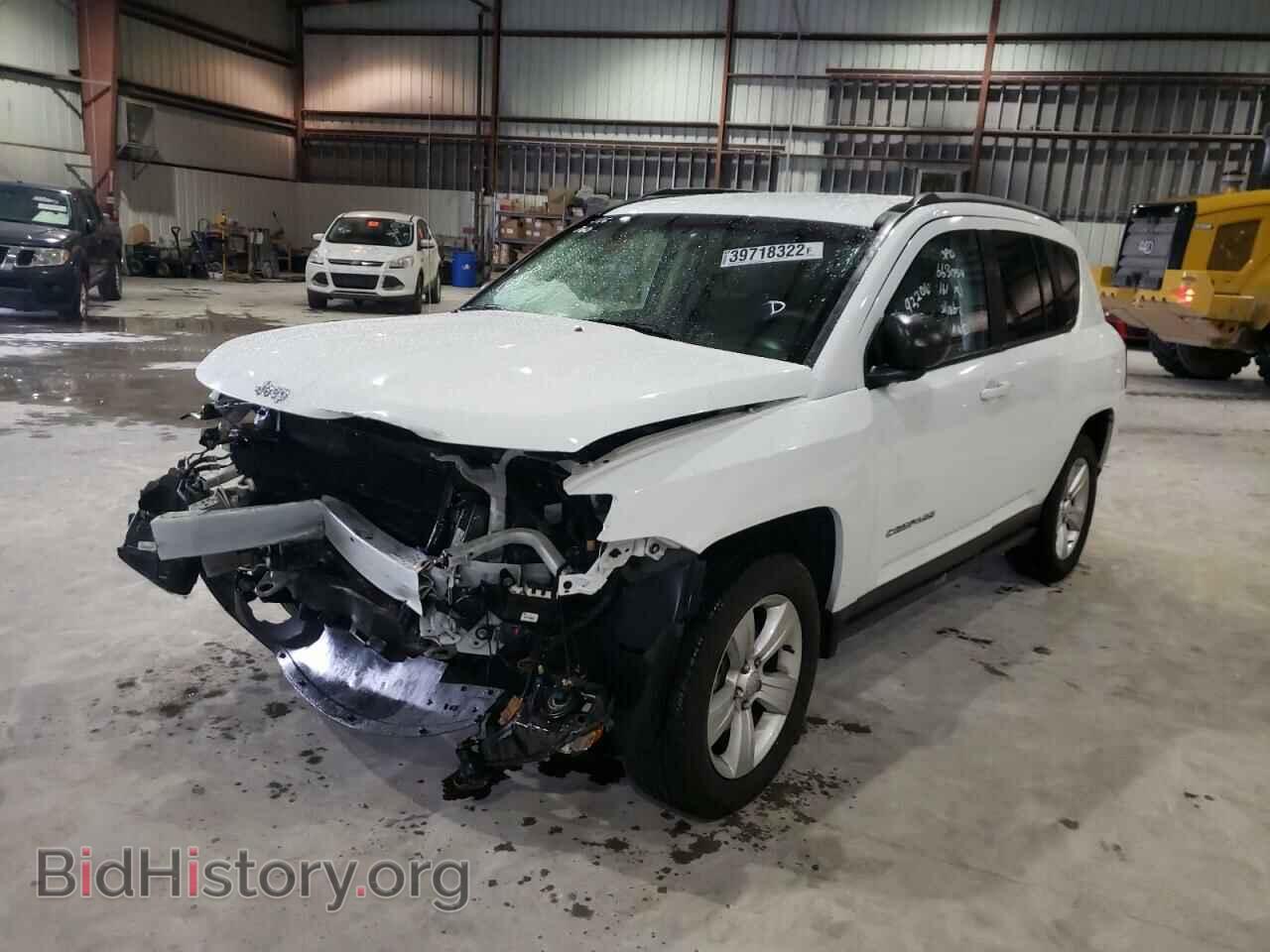 2017 JEEP COMPASS - VIN: 1C4NJDBB2HD105619 - Фото 2
