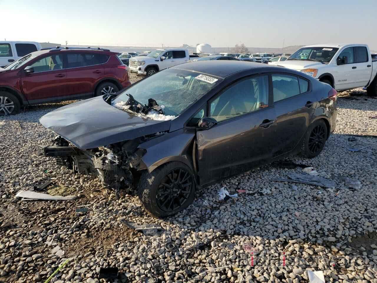 Photo 3KPFL4A70JE166290 - KIA FORTE 2018