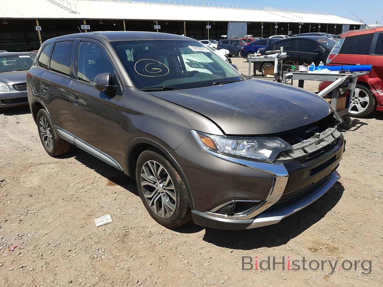 Фотография JA4AD3A39GZ012926 - MITSUBISHI OUTLANDER 2016