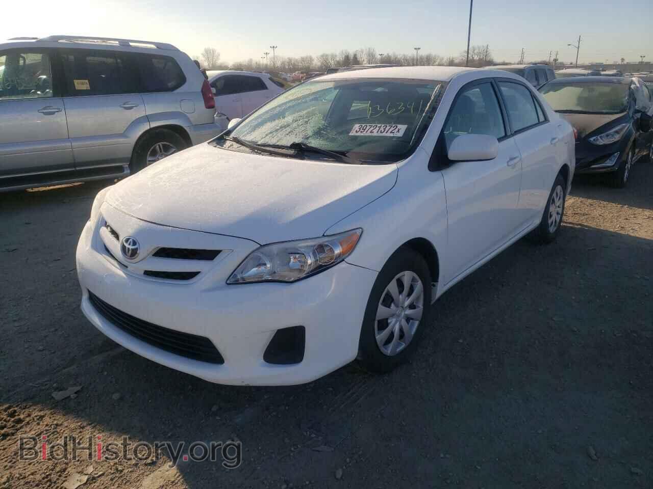 2011 TOYOTA COROLLA - VIN: 2T1BU4EE9BC736341 - Фото 2