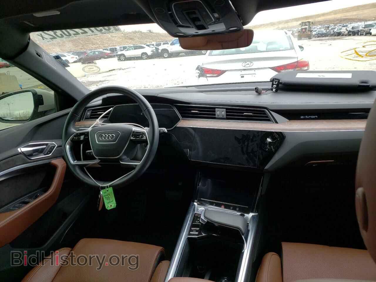 2019 AUDI E-TRON - VIN: WA1VABGEXKB021360 - Фото 9