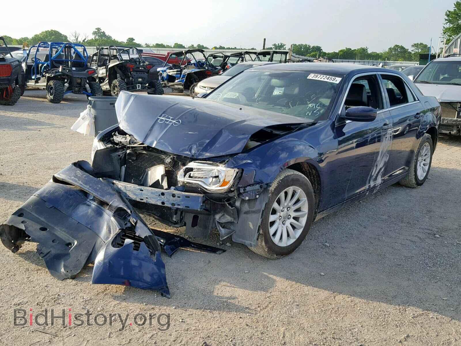 2014 CHRYSLER 300 - VIN: 2C3CCAAG3EH275746 - Фото 2