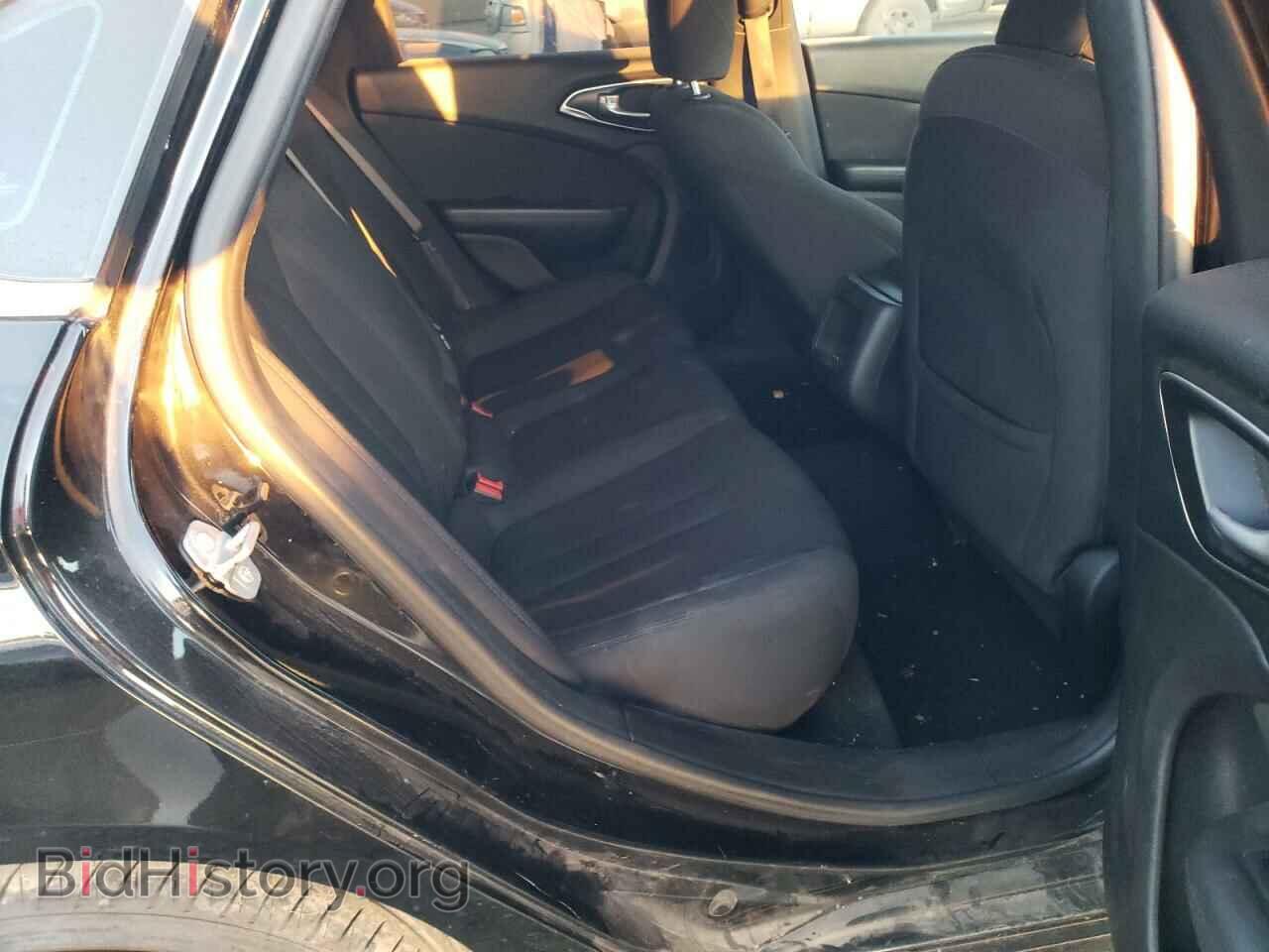 2016 CHRYSLER 200 - VIN: 1C3CCCAB1GN164767 - Photo 10
