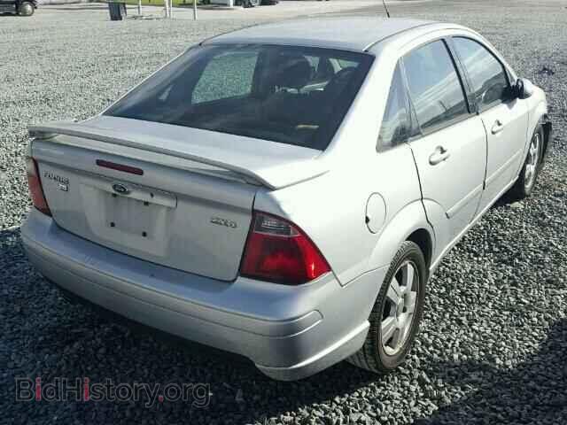 2005 FORD FOCUS - VIN: 1FAFP38Z75W203875 - Фото 4