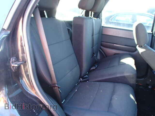 2011 FORD ESCAPE - VIN: 1FMCU0D77BKA77976 - Photo 6