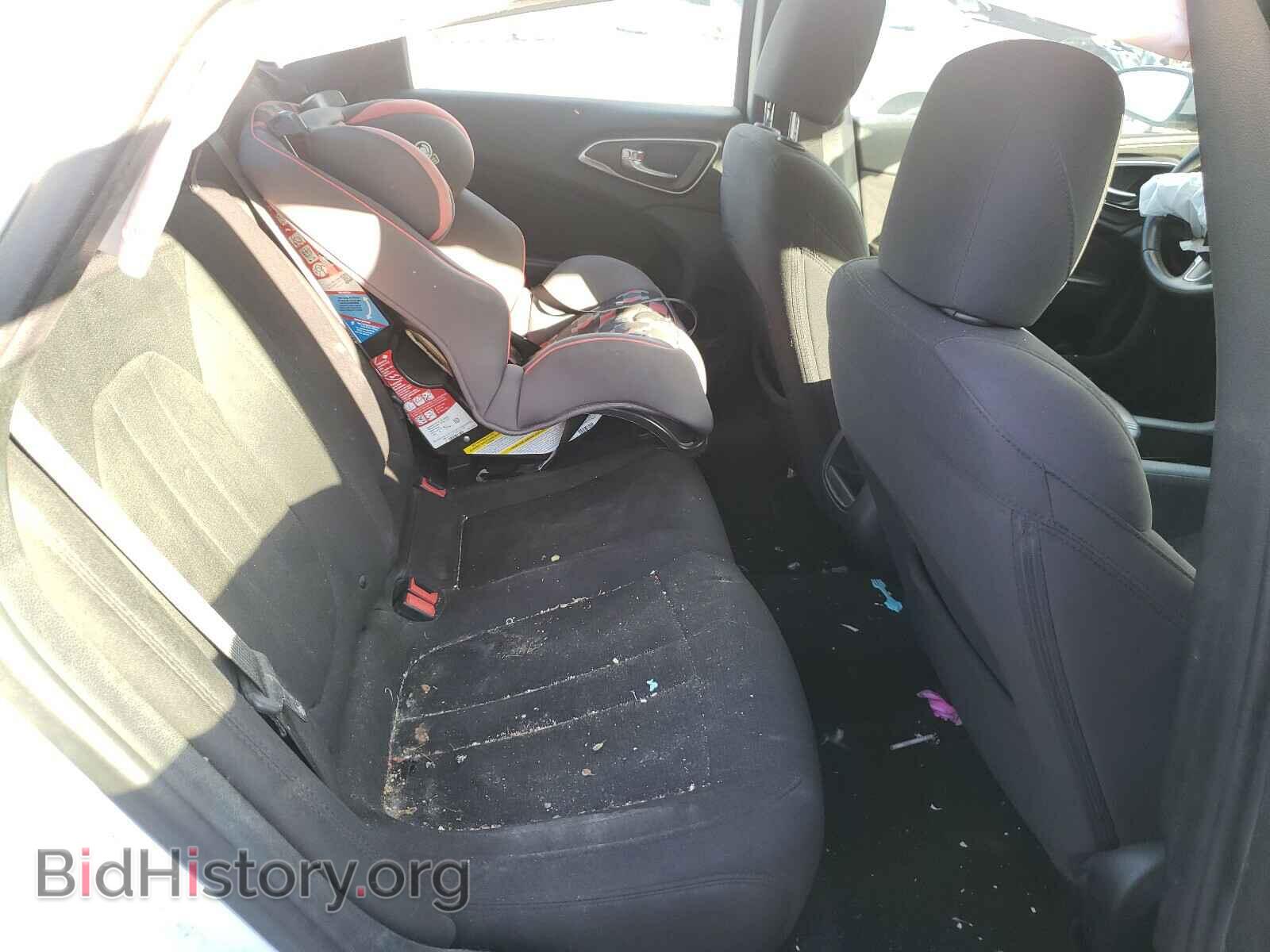 2015 CHRYSLER 200 - VIN: 1C3CCCAB3FN639463 - Photo 6
