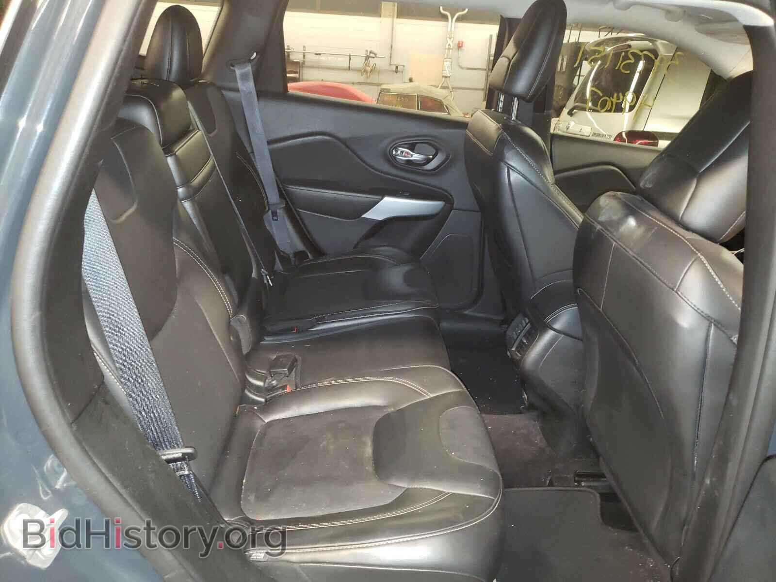 2018 JEEP CHEROKEE - VIN: 1C4PJLLB4JD611444 - Фото 6