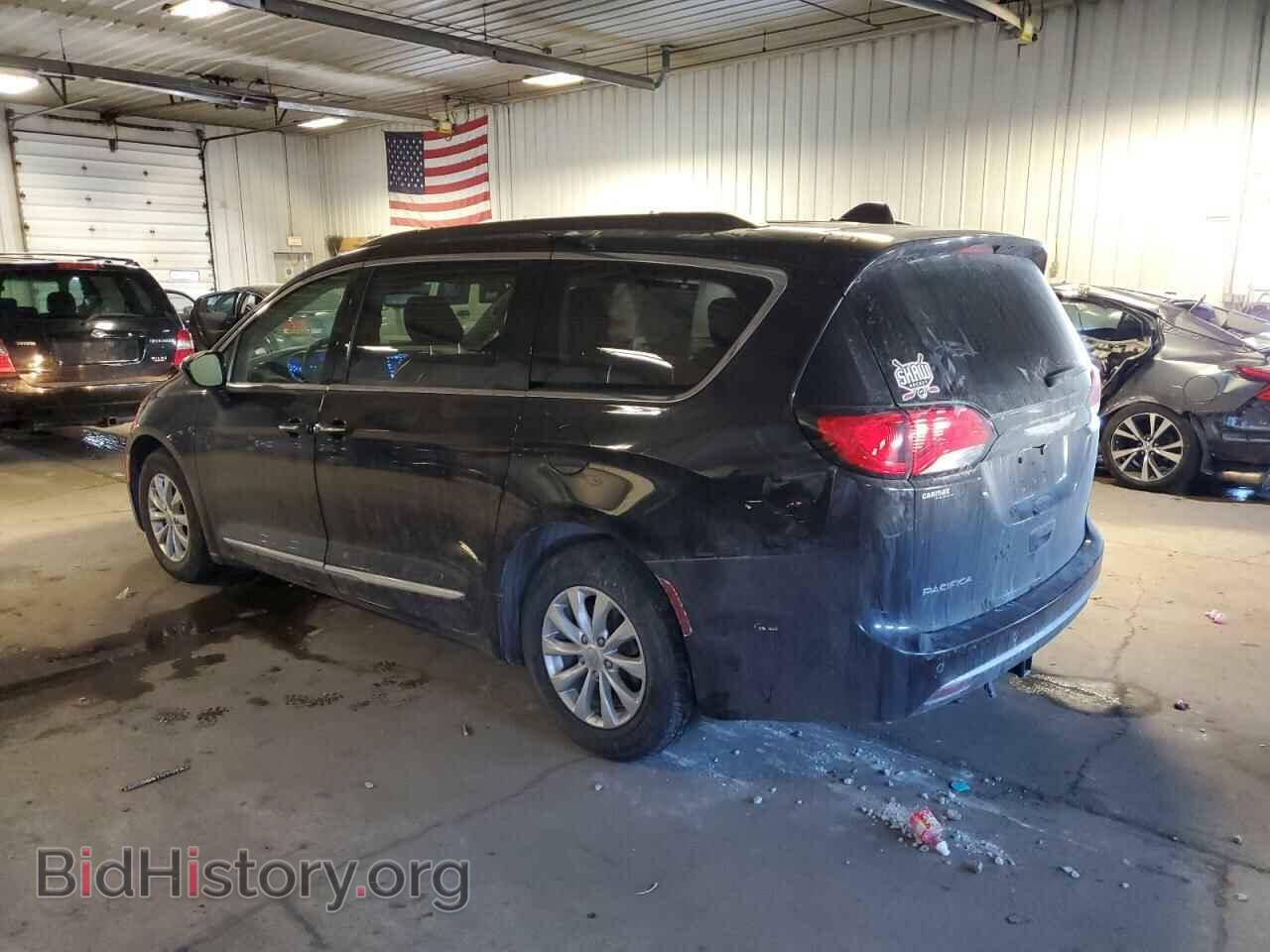 2017 CHRYSLER PACIFICA - VIN: 2C4RC1BG1HR821317 - Photo 2