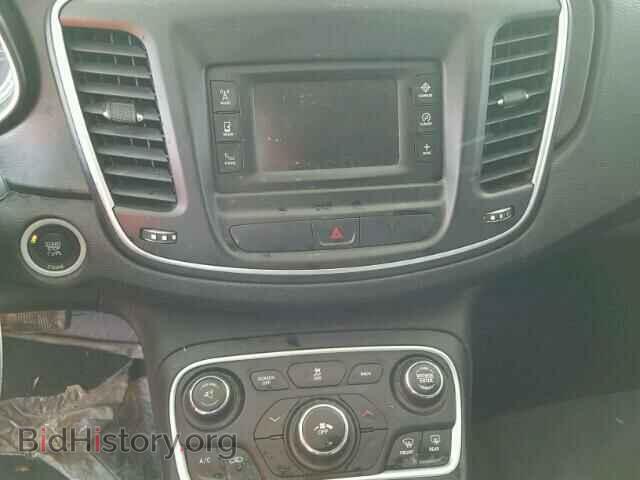 2015 CHRYSLER 200 - VIN: 1C3CCCAB3FN575070 - Фото 9